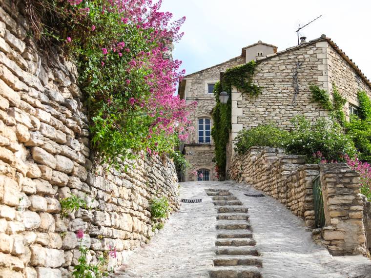 Ruelle à Gordes © Envato