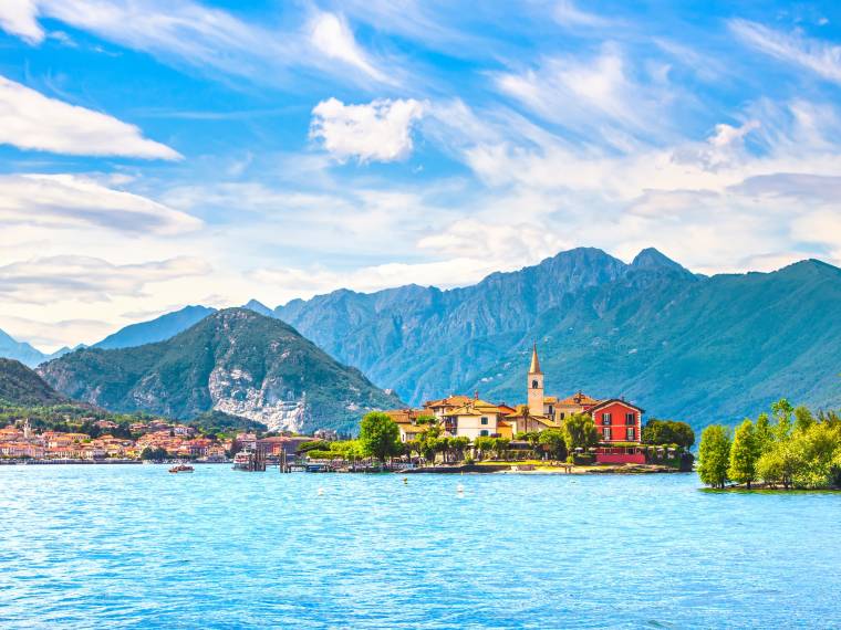 Isola dei Pescatori © AdobeStock_323616479