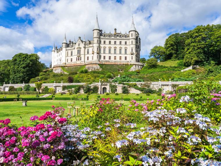 Dunrobin castle © AdobeStock_199848915