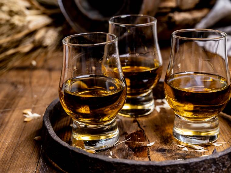 Whisky © AdobeStock_346131484