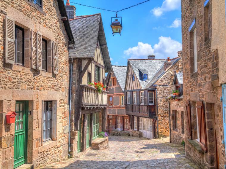 Dinan © Envato