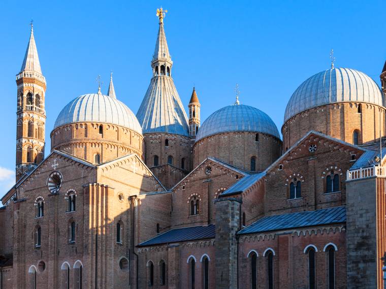 Basilique Saint-Antoine de Padou ©Envato