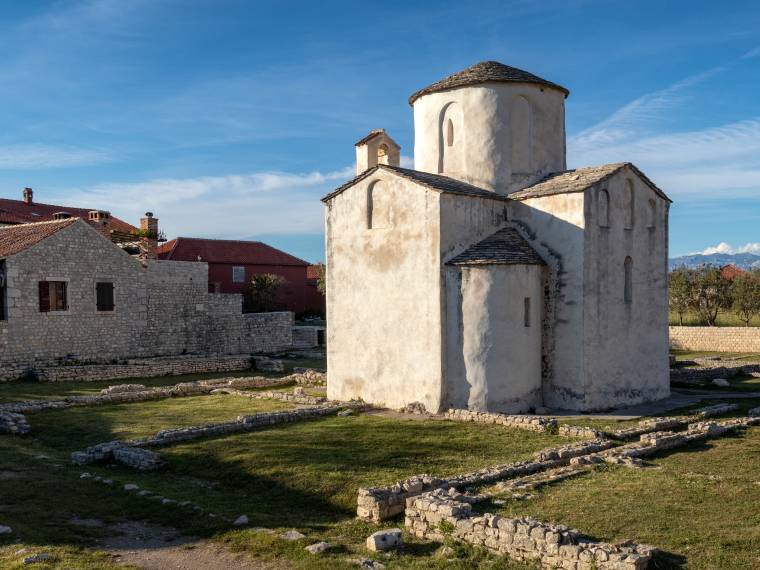 Eglise Sainte Croix, Nin, Croatie © AdobeStock_275316771