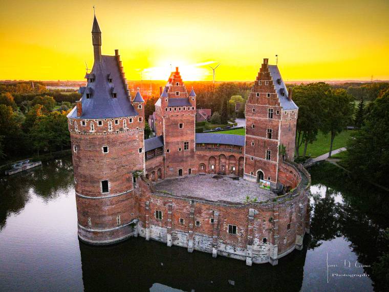Zonsondergang Kasteel Beersel Centrum © Château de Beersel