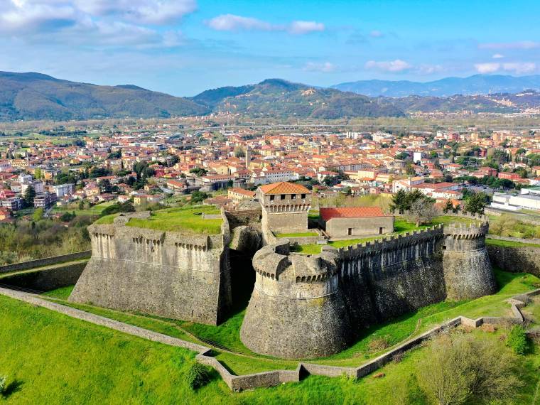 Forteresse de Sarzana © AdobeStock_600673165