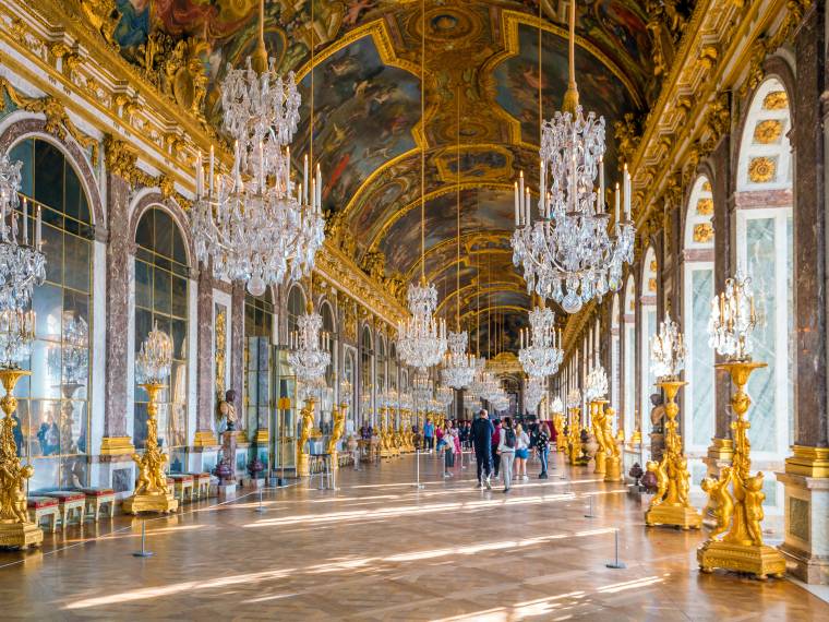 Versailles, galerie des Glaces © AdobeStock