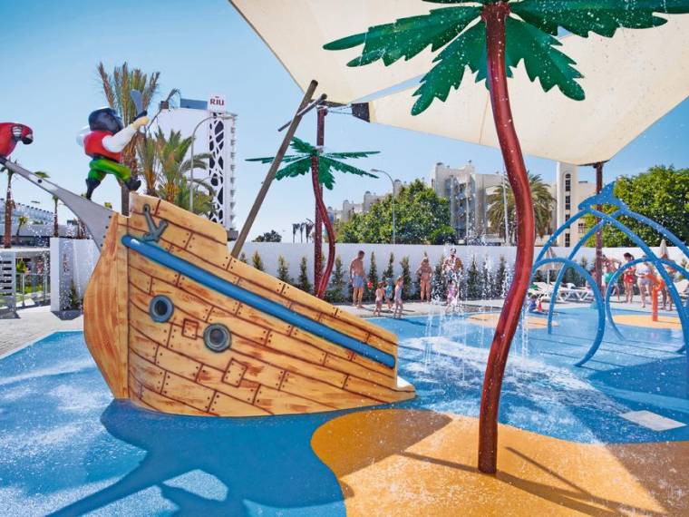 Riu Costa Del Sol Piscine © Luxair